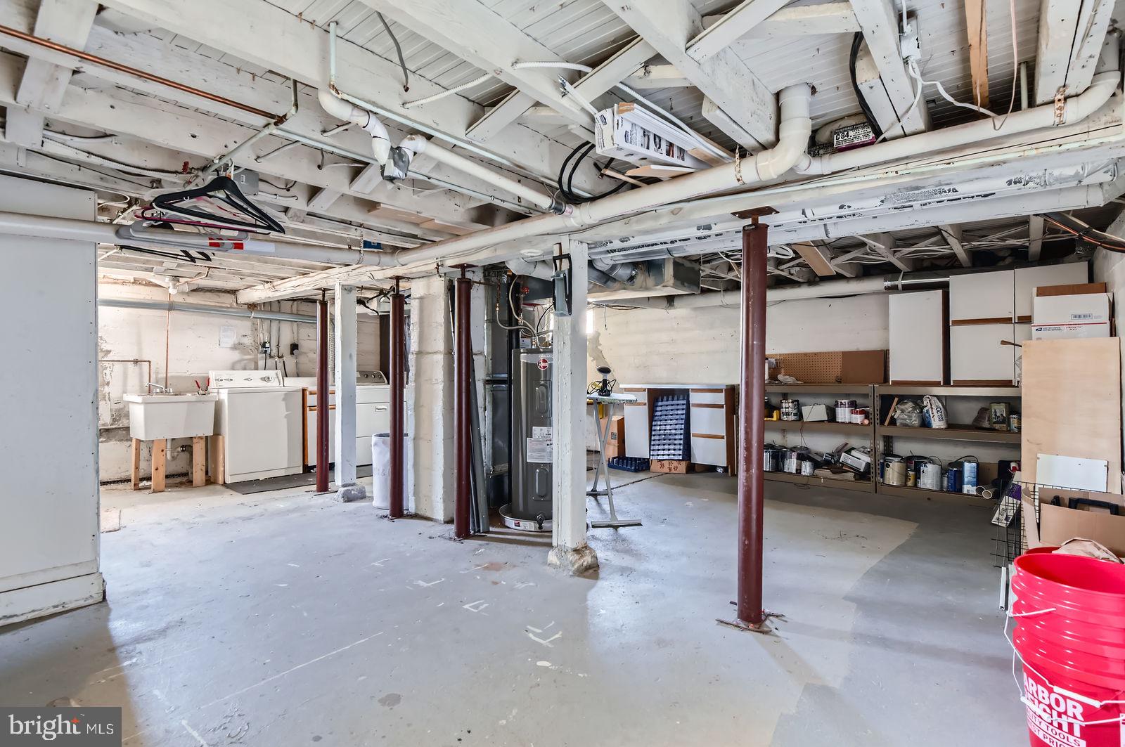 CARNEY GROVE - Residential