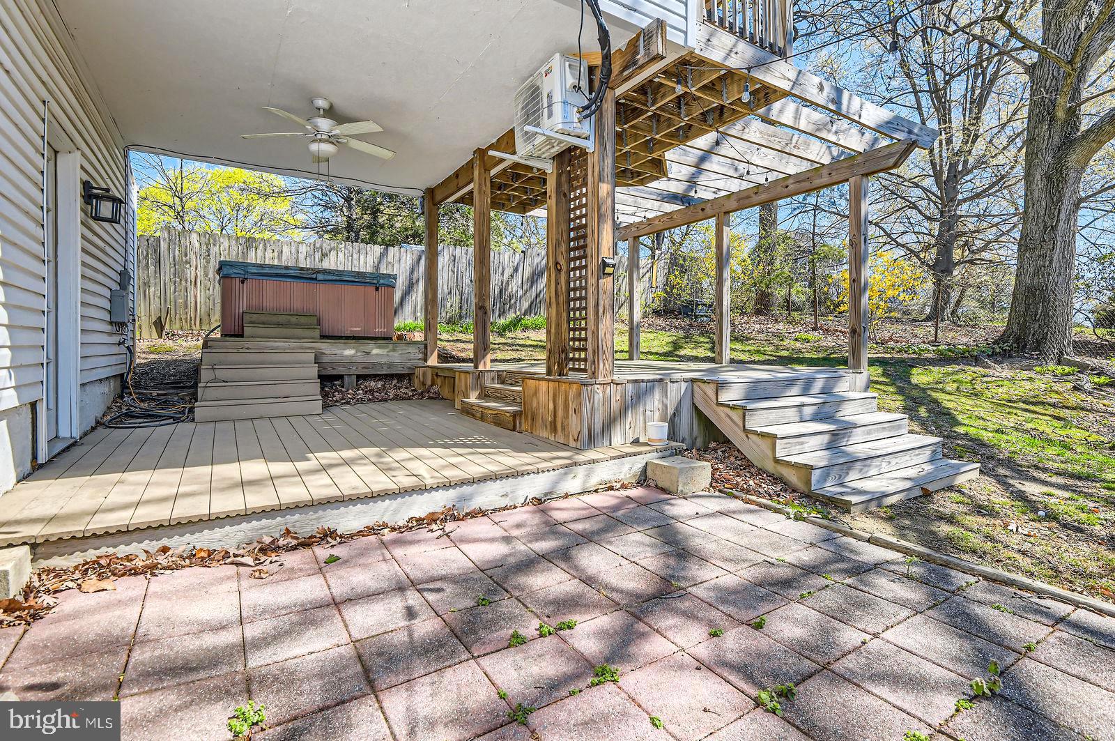 CARNEY GROVE - Residential