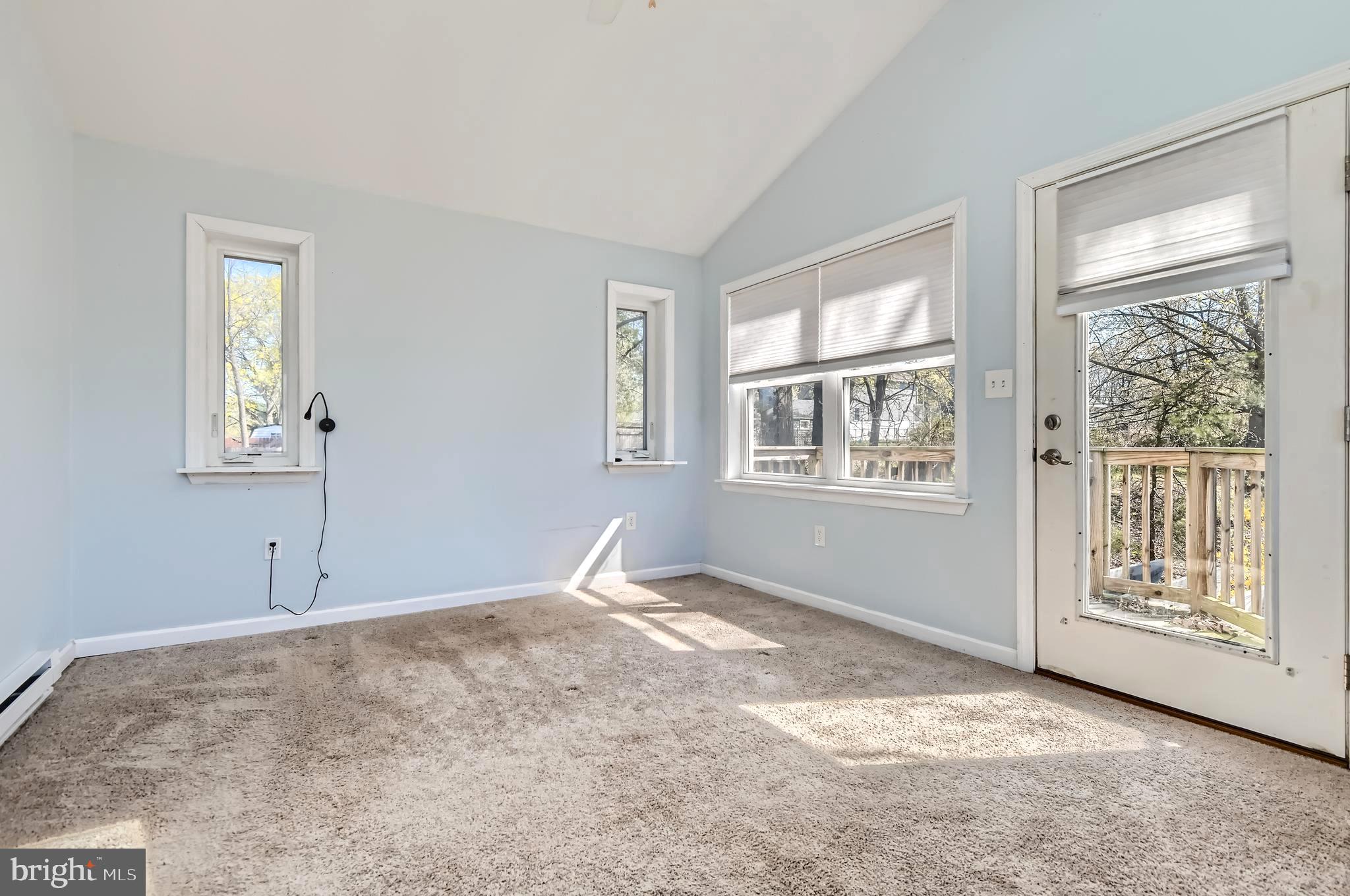 CARNEY GROVE - Residential