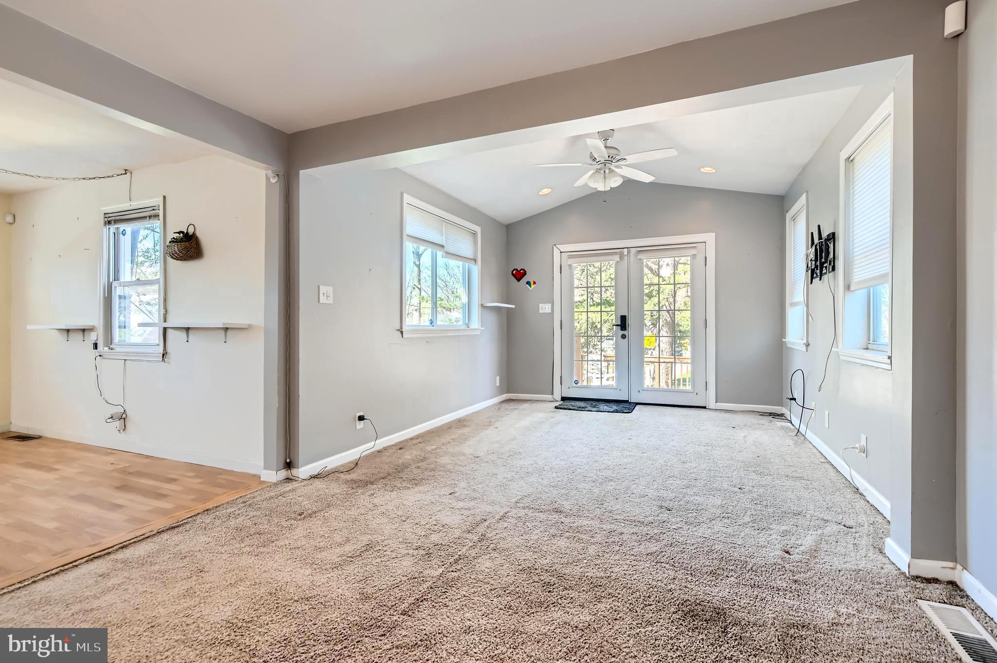 CARNEY GROVE - Residential