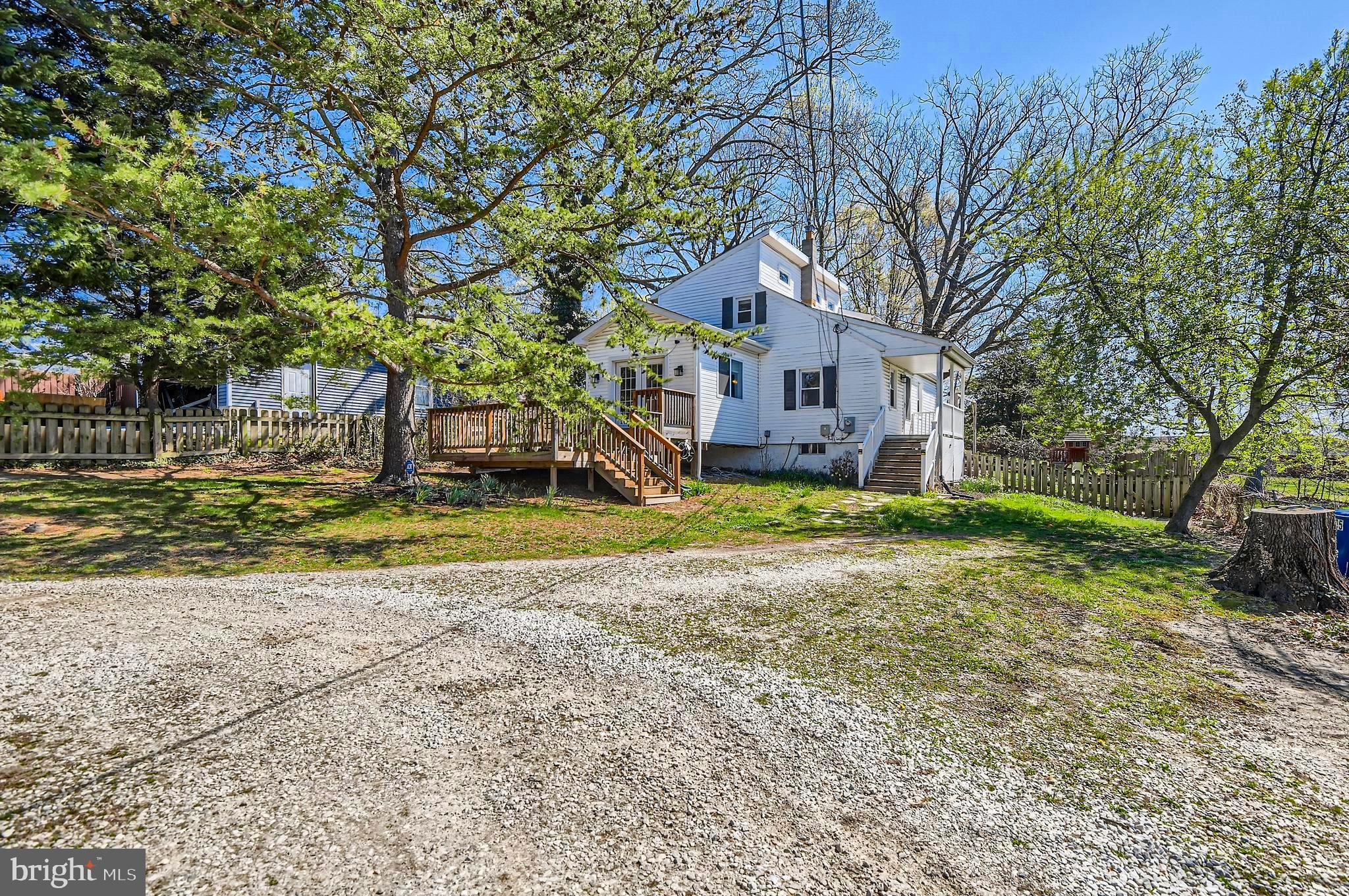 CARNEY GROVE - Residential