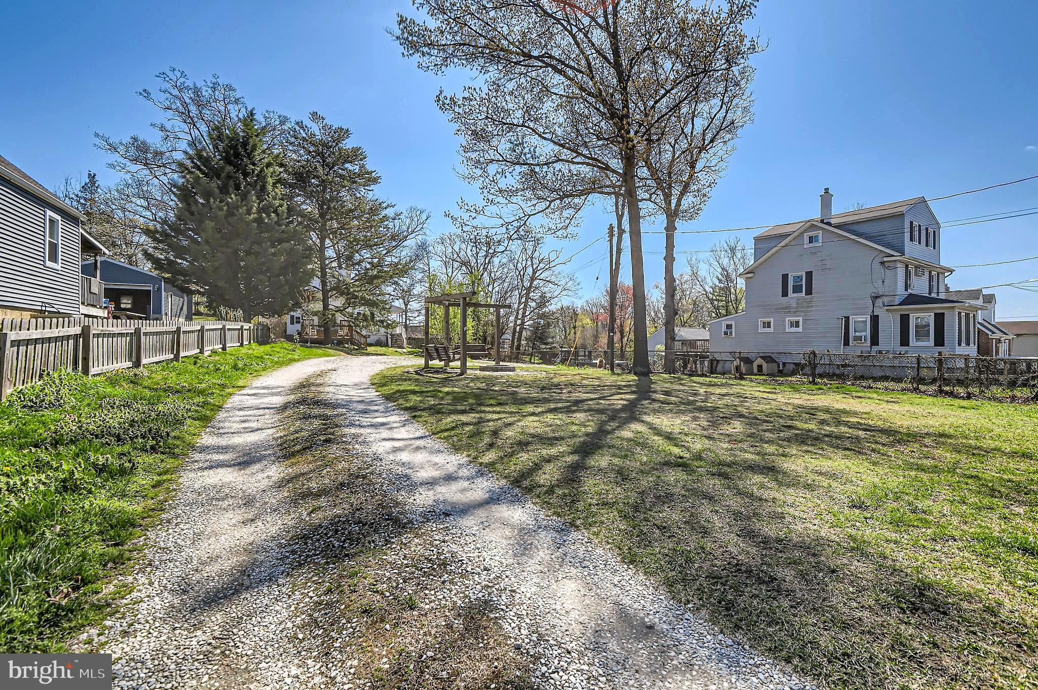 CARNEY GROVE - Residential