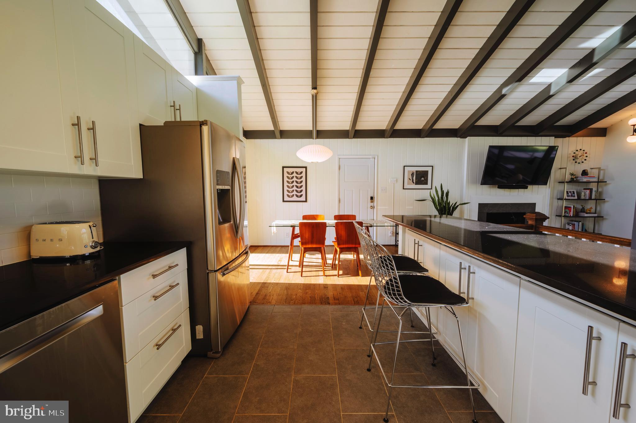 SLEEPY HOLLOW ESTATES - Residential Lease