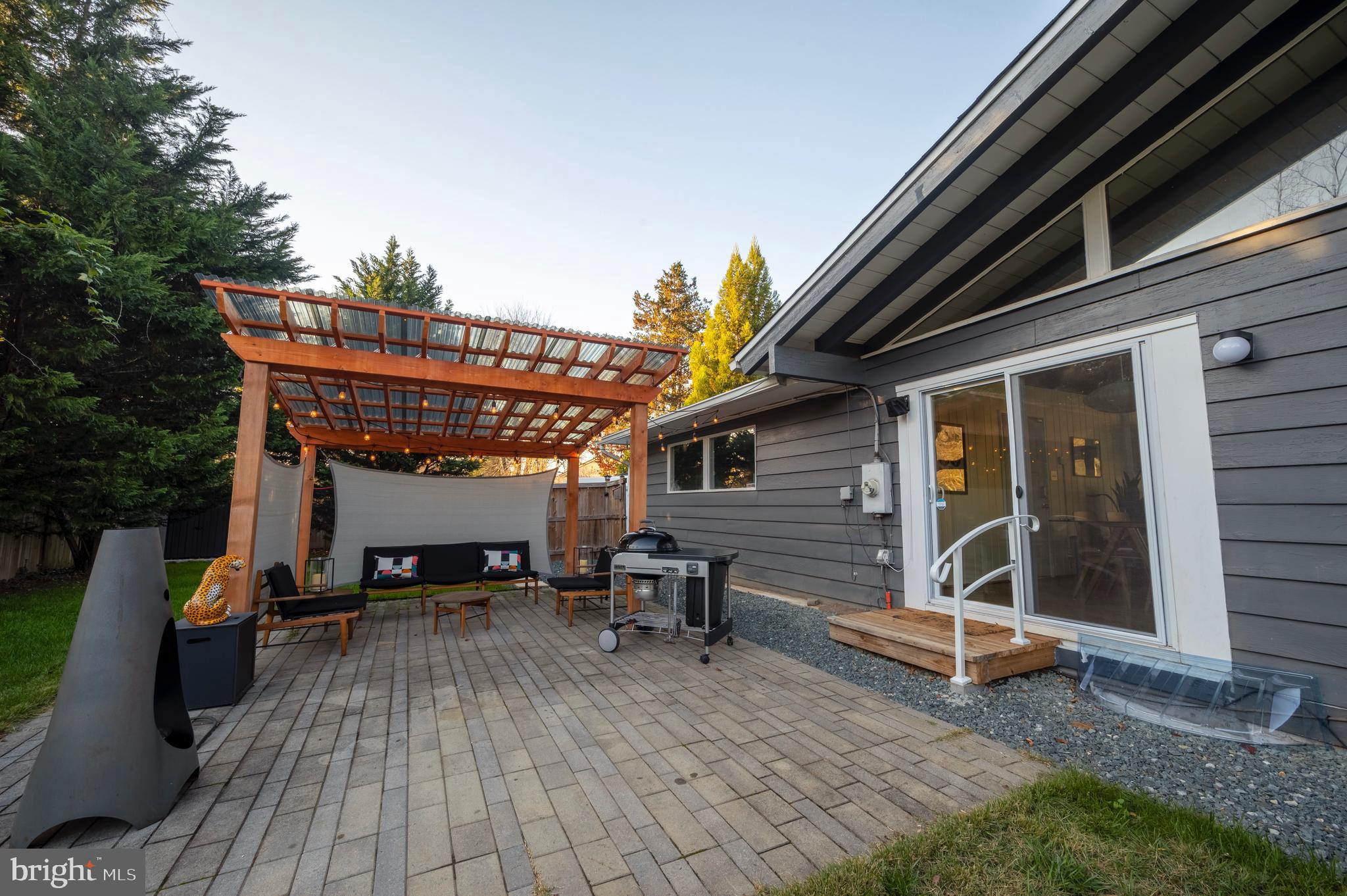 SLEEPY HOLLOW ESTATES - Residential Lease