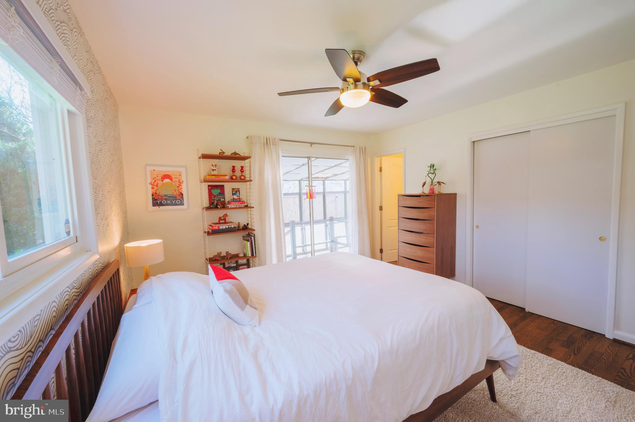 SLEEPY HOLLOW ESTATES - Residential Lease