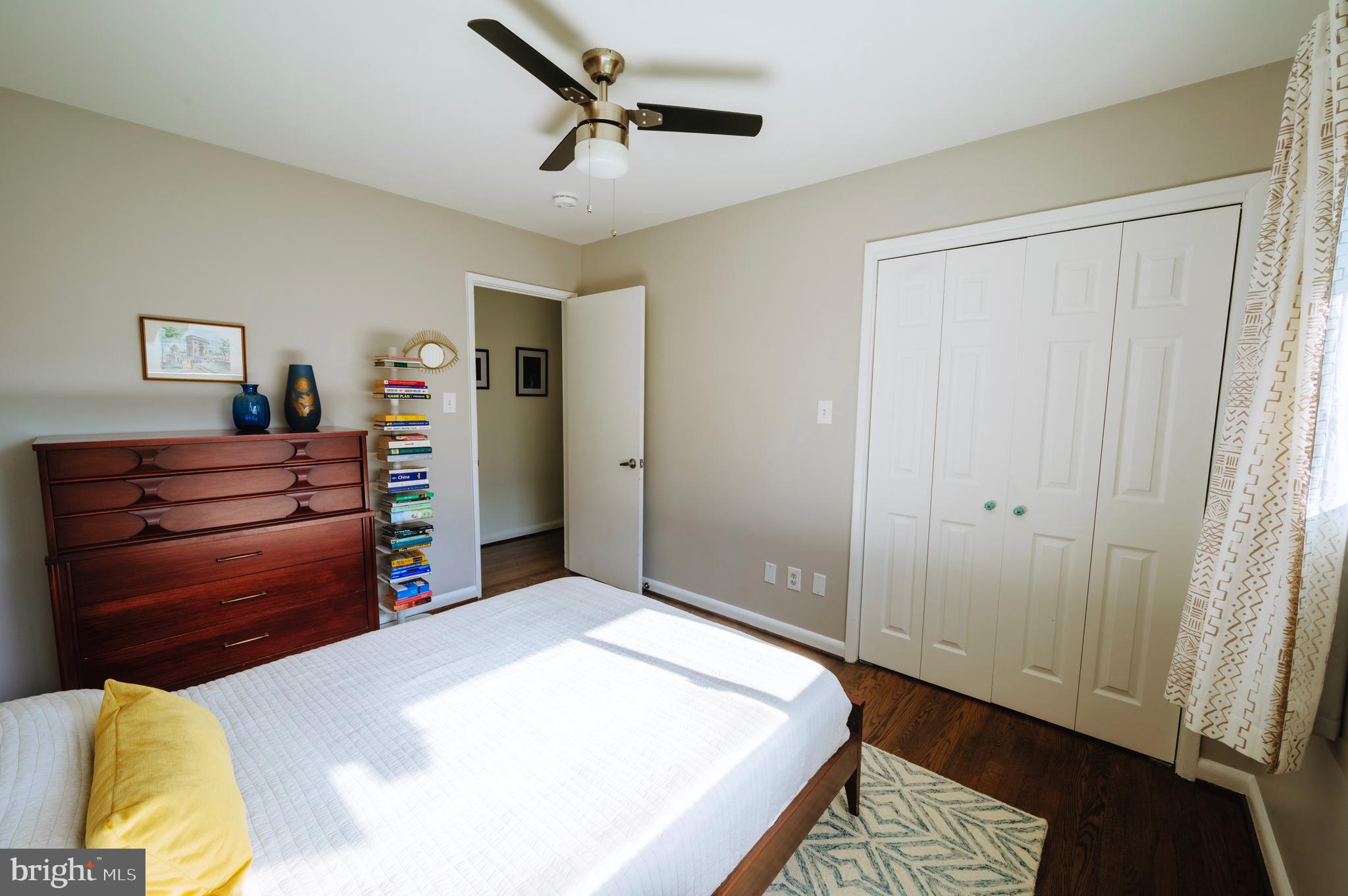 SLEEPY HOLLOW ESTATES - Residential Lease