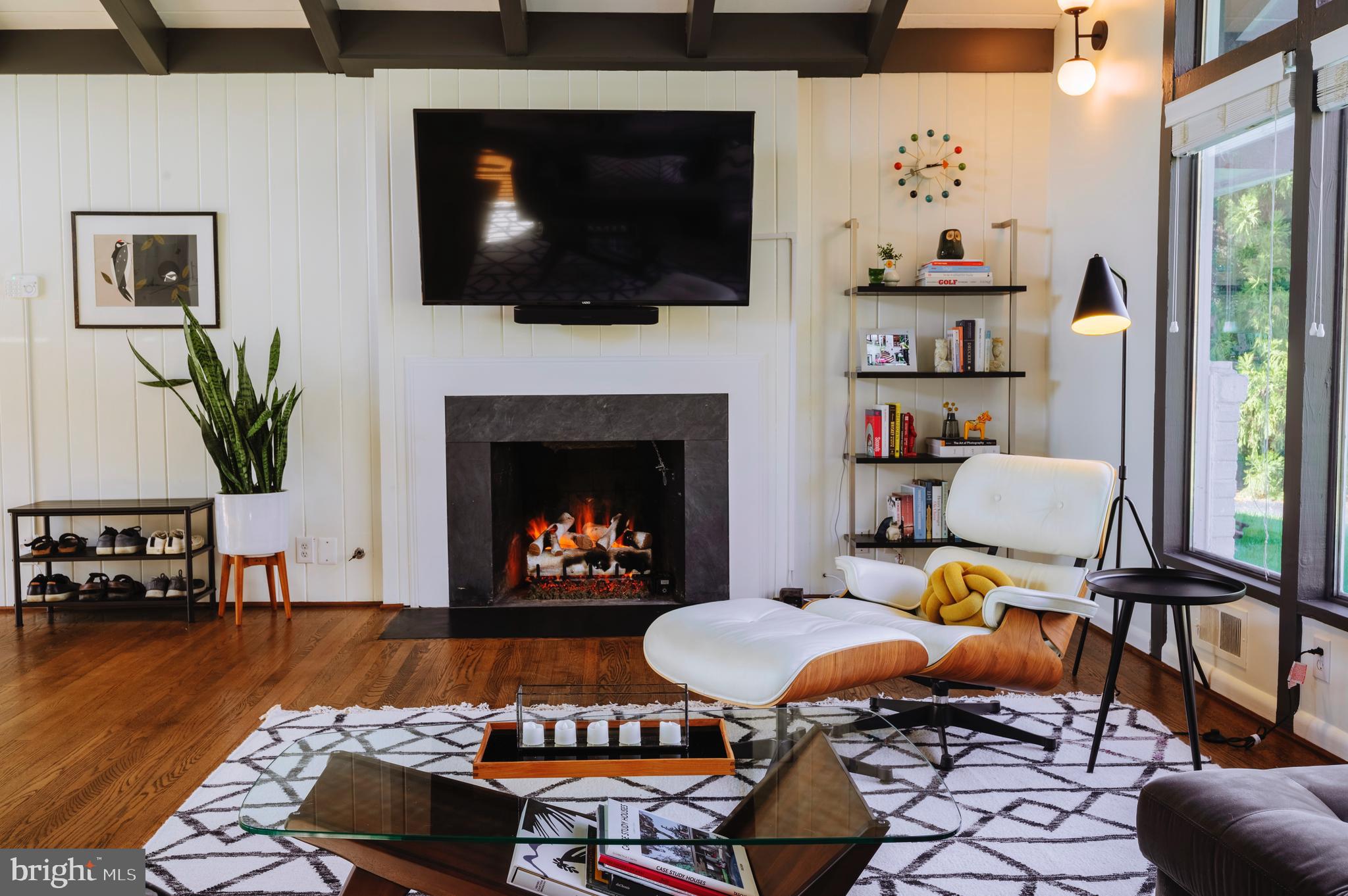 SLEEPY HOLLOW ESTATES - Residential Lease