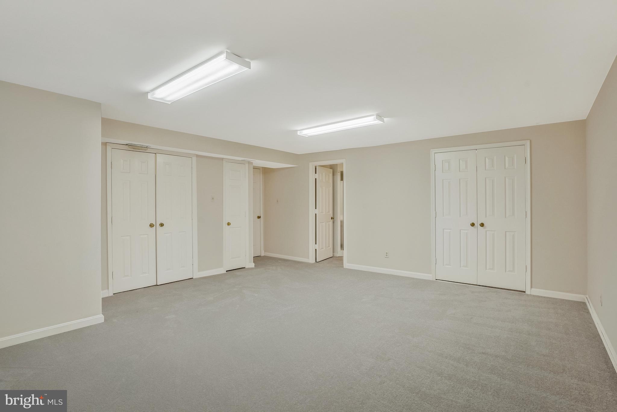 LANGLEY FOREST - Residential