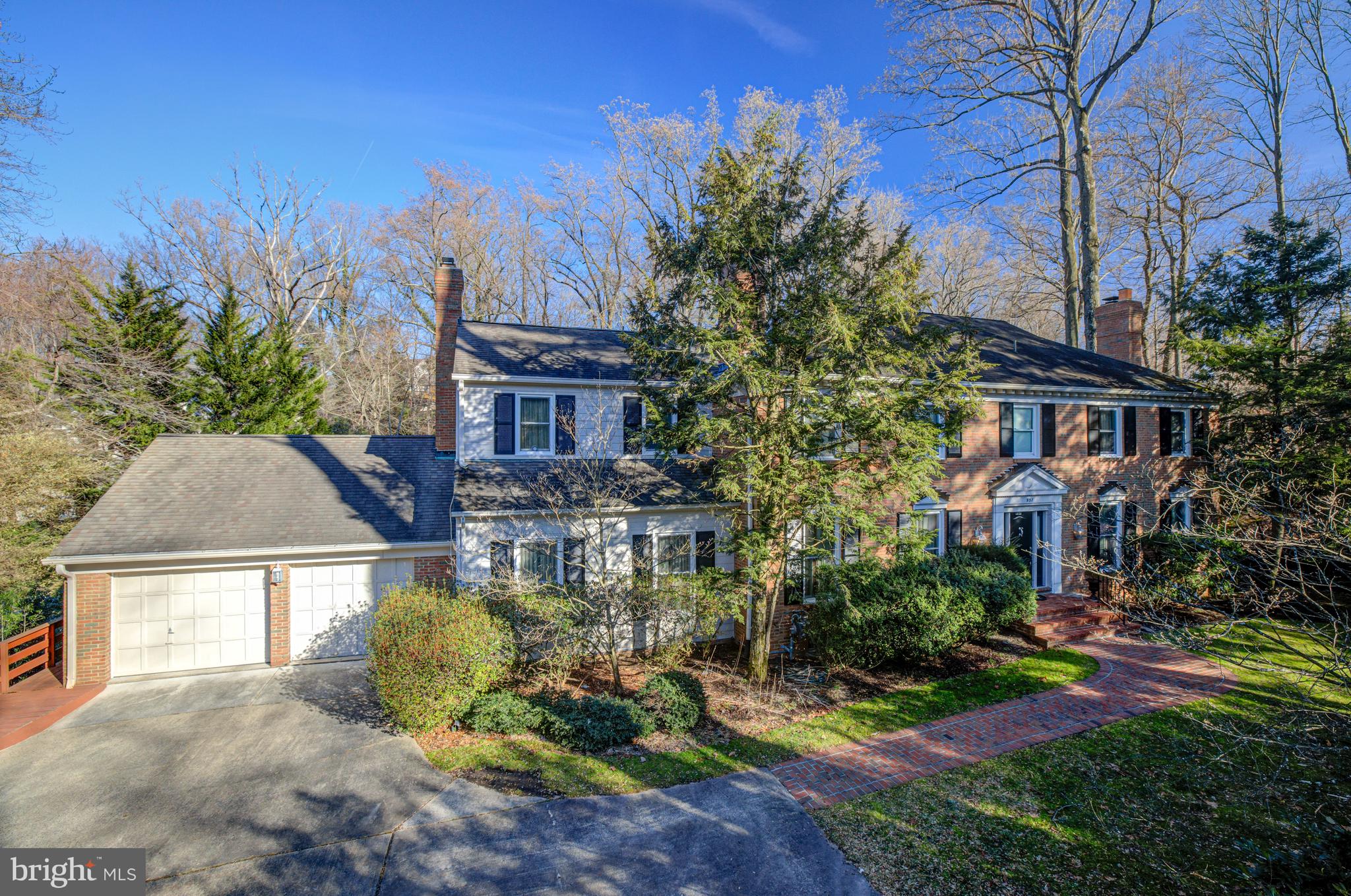 LANGLEY FOREST - Residential