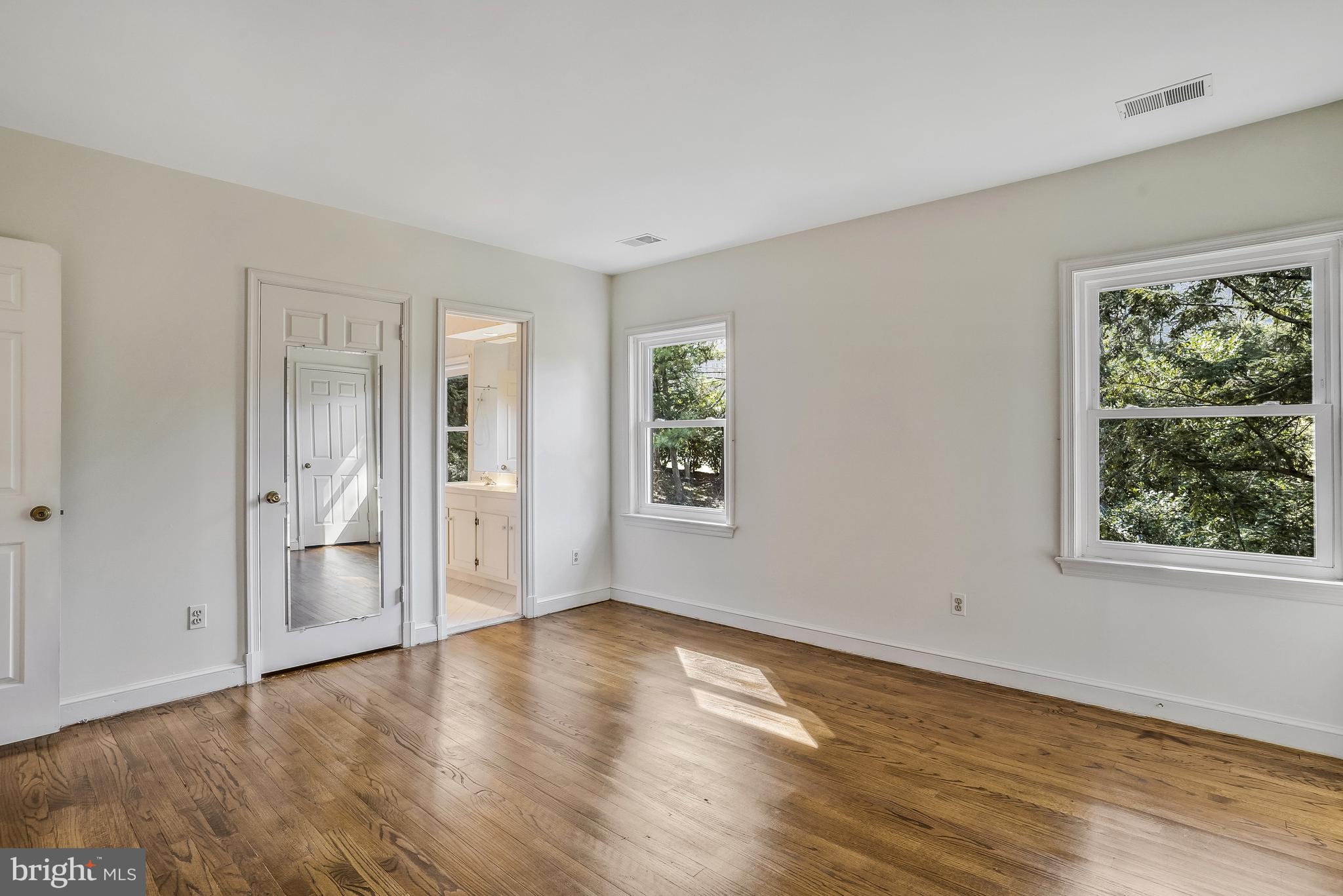 LANGLEY FOREST - Residential