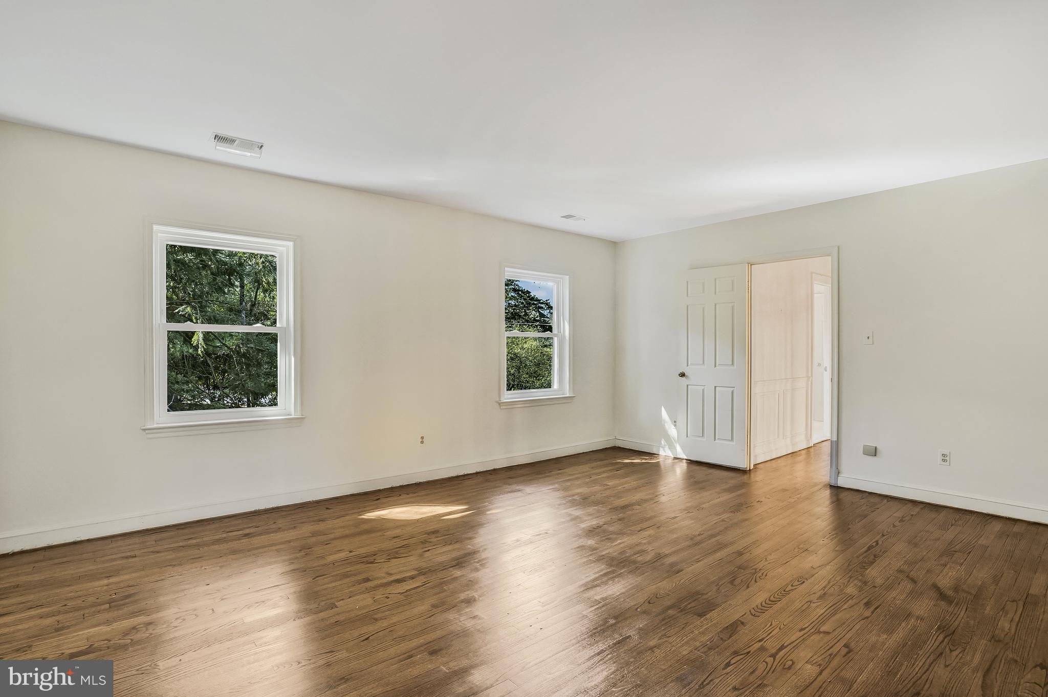 LANGLEY FOREST - Residential