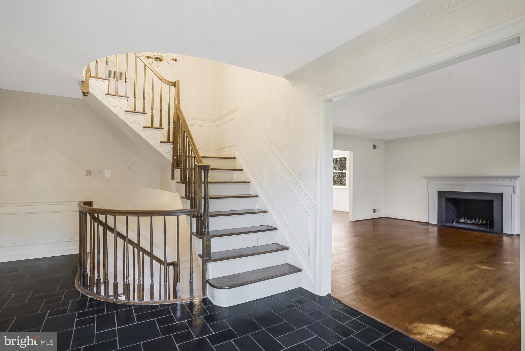 LANGLEY FOREST - Residential