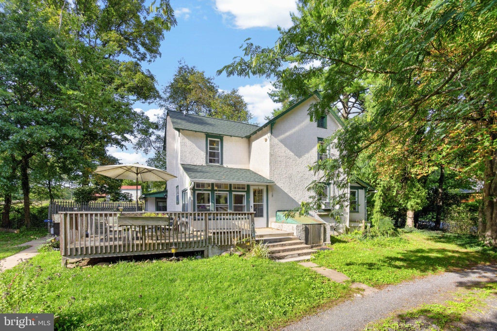 Photo of 131 Pine Swamp Road, ELVERSON, PA 19520 (MLS # PACT2135702)