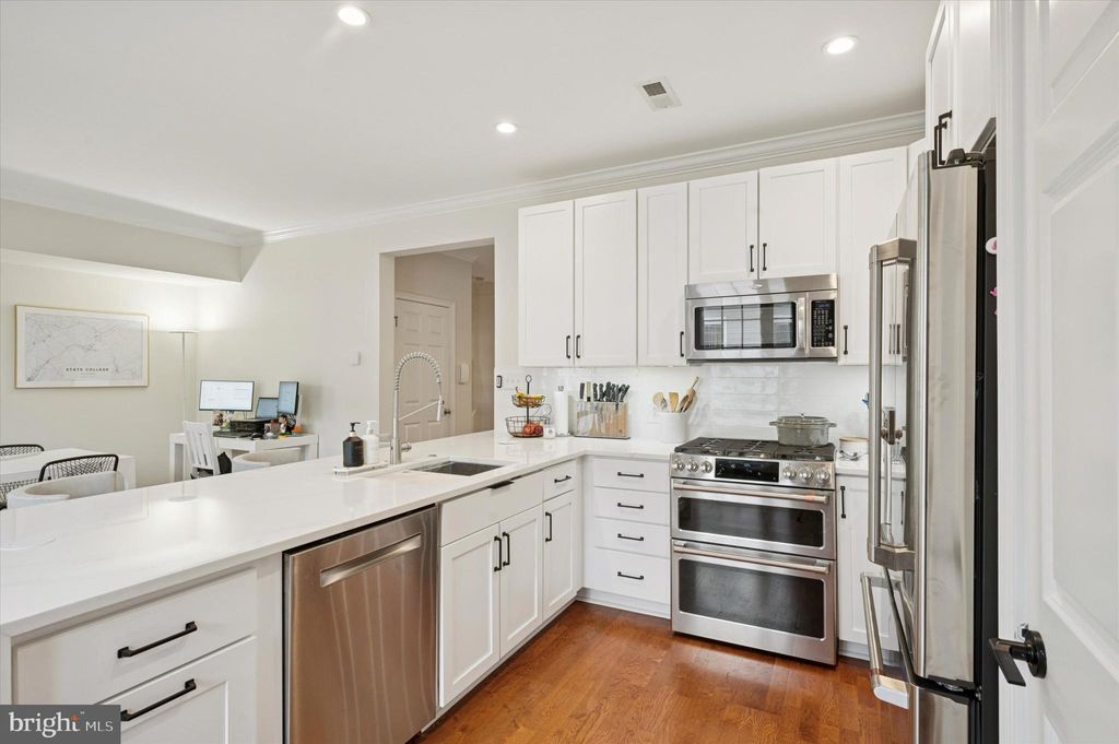 Photo of 610 Captains Way, PHILADELPHIA, PA 19146 (MLS # PAPH2554936)