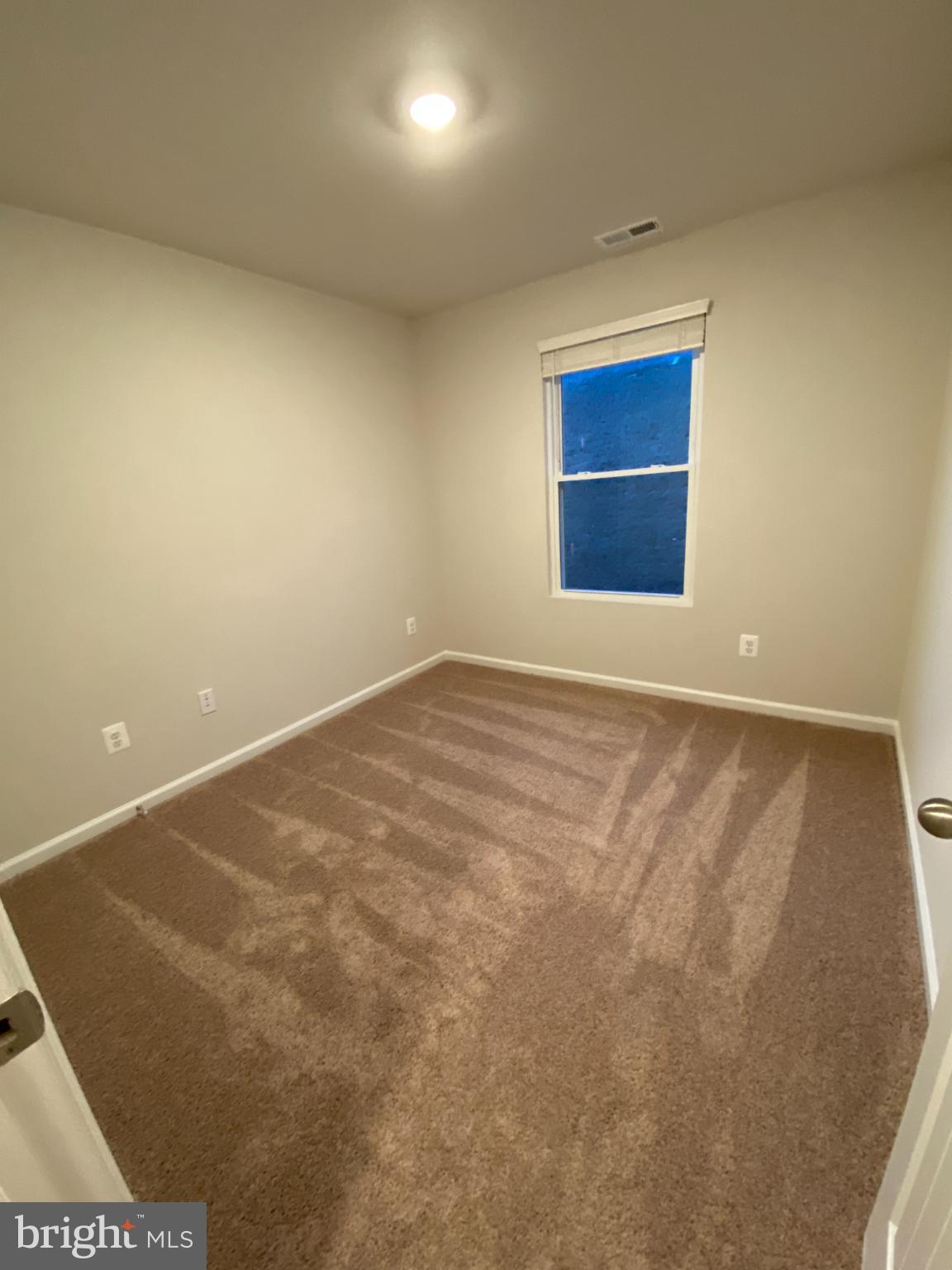 HOMEPLACE AT RIVERSIDE - Residential Lease