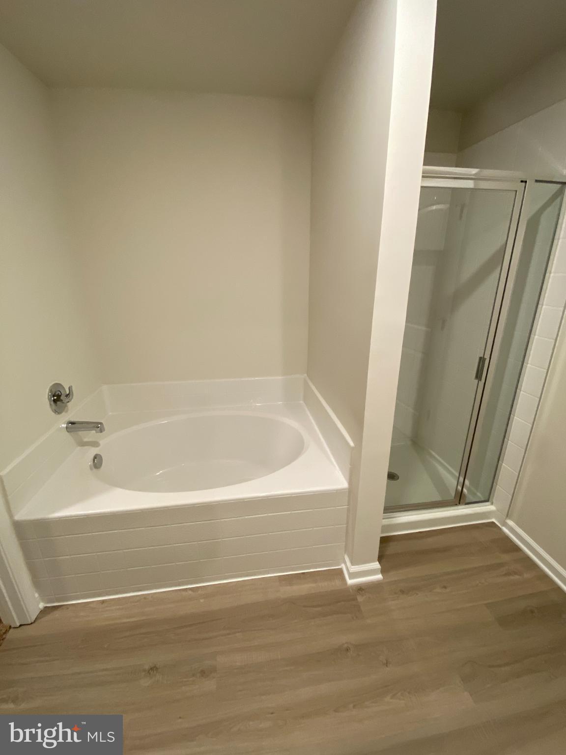 HOMEPLACE AT RIVERSIDE - Residential Lease