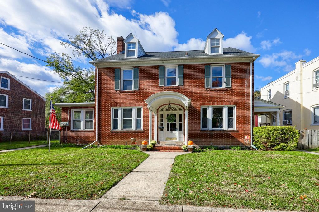 Photo of 828 Highland Avenue, LANCASTER, PA 17603 (MLS # PALA2078216)