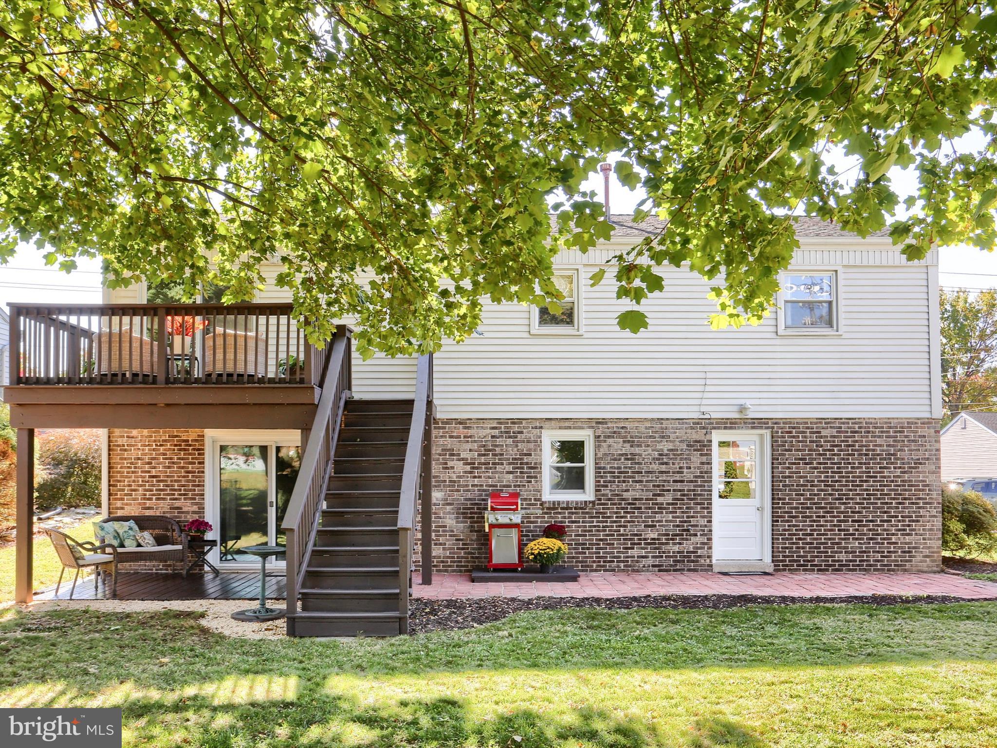 DELBROOK MANOR - Residential