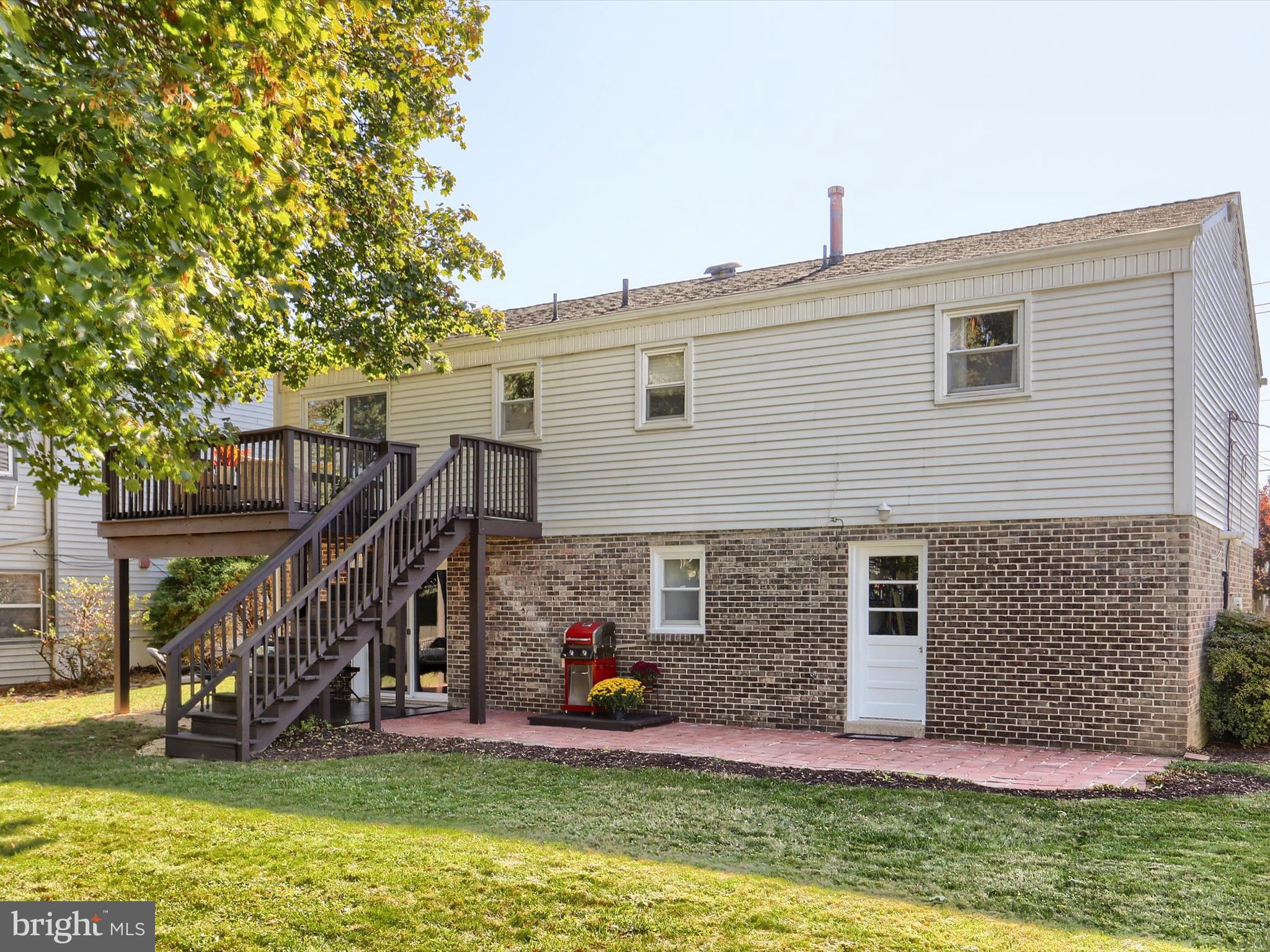 DELBROOK MANOR - Residential