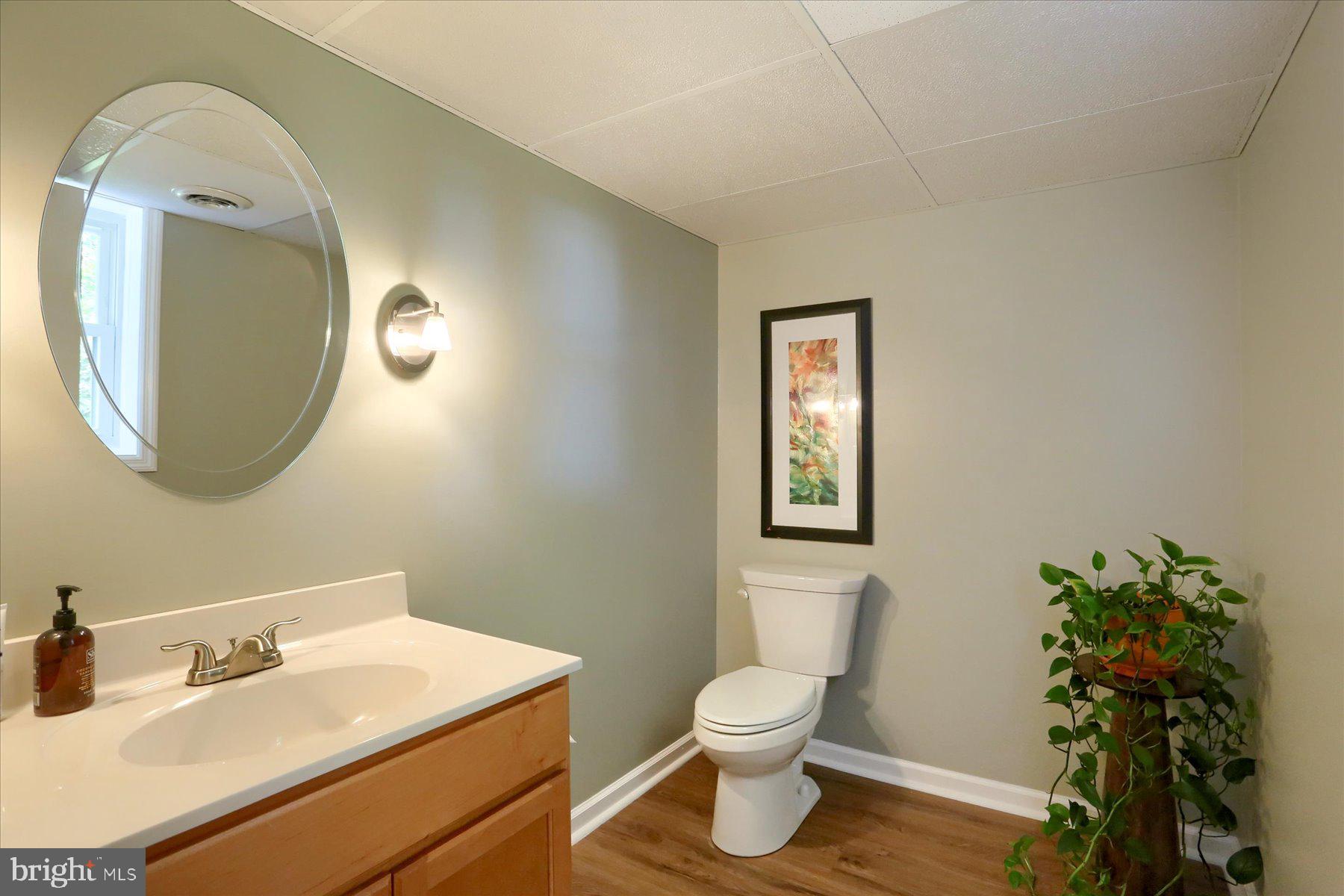 DELBROOK MANOR - Residential