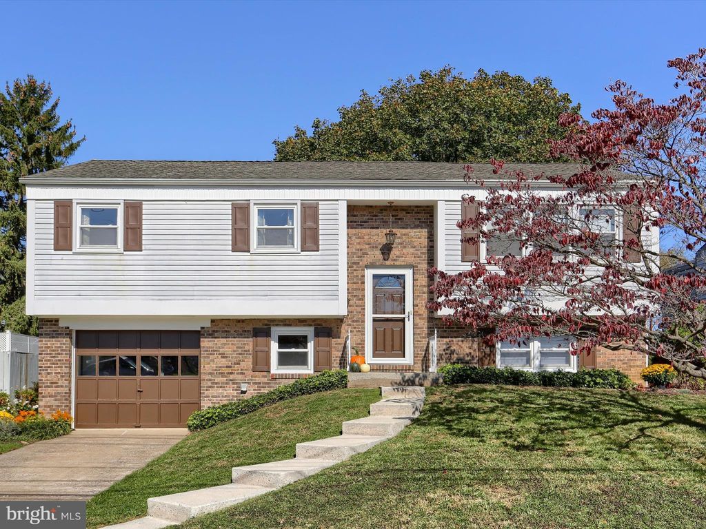 Photo of 4819 Brian Road, MECHANICSBURG, PA 17050 (MLS # PACB2048002)