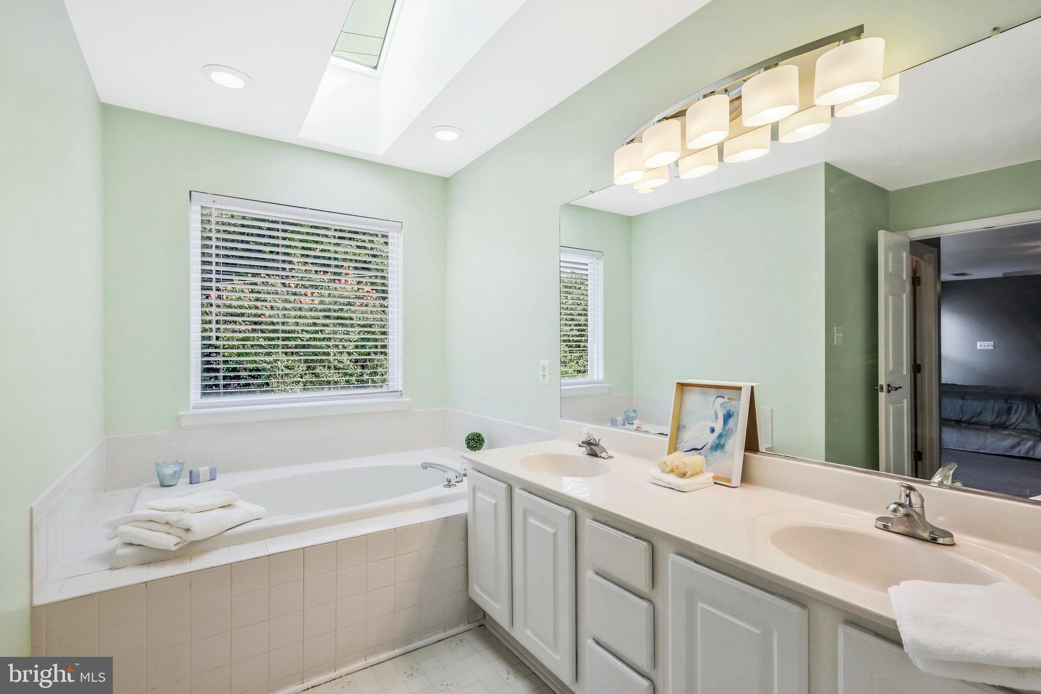 WHISPERWOOD - Residential