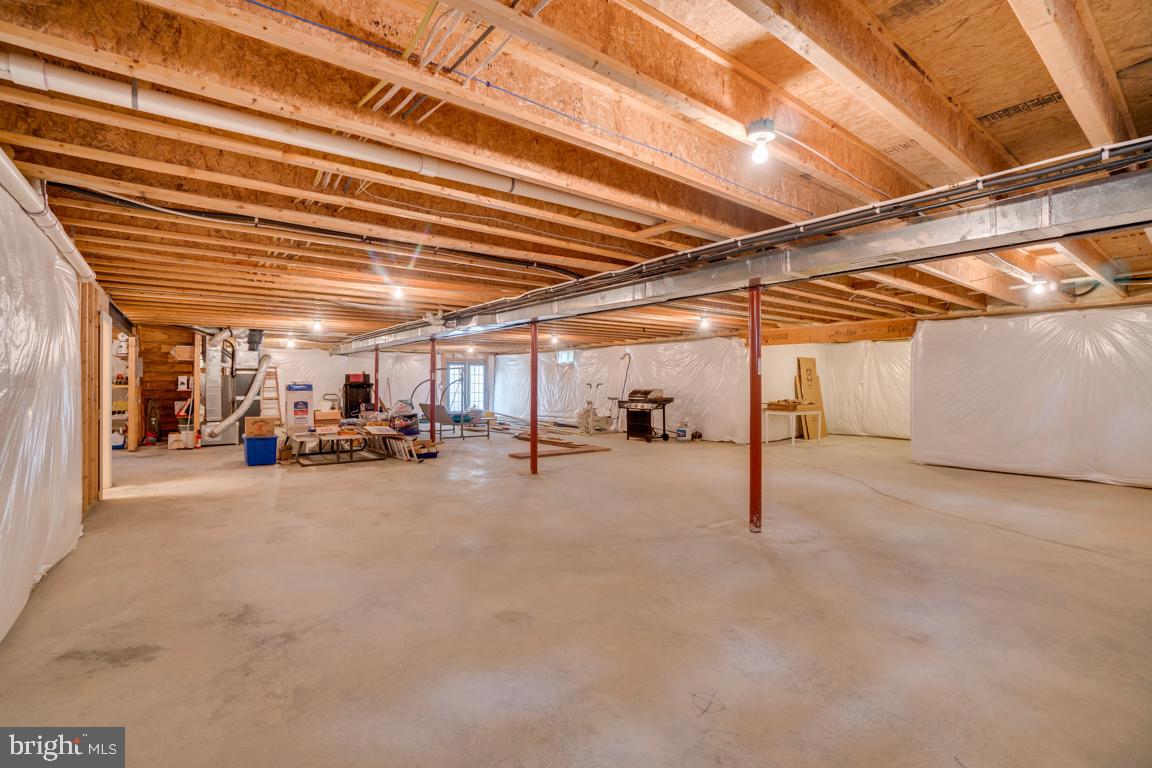 THE OAKS AT FERRY FARM - Residential