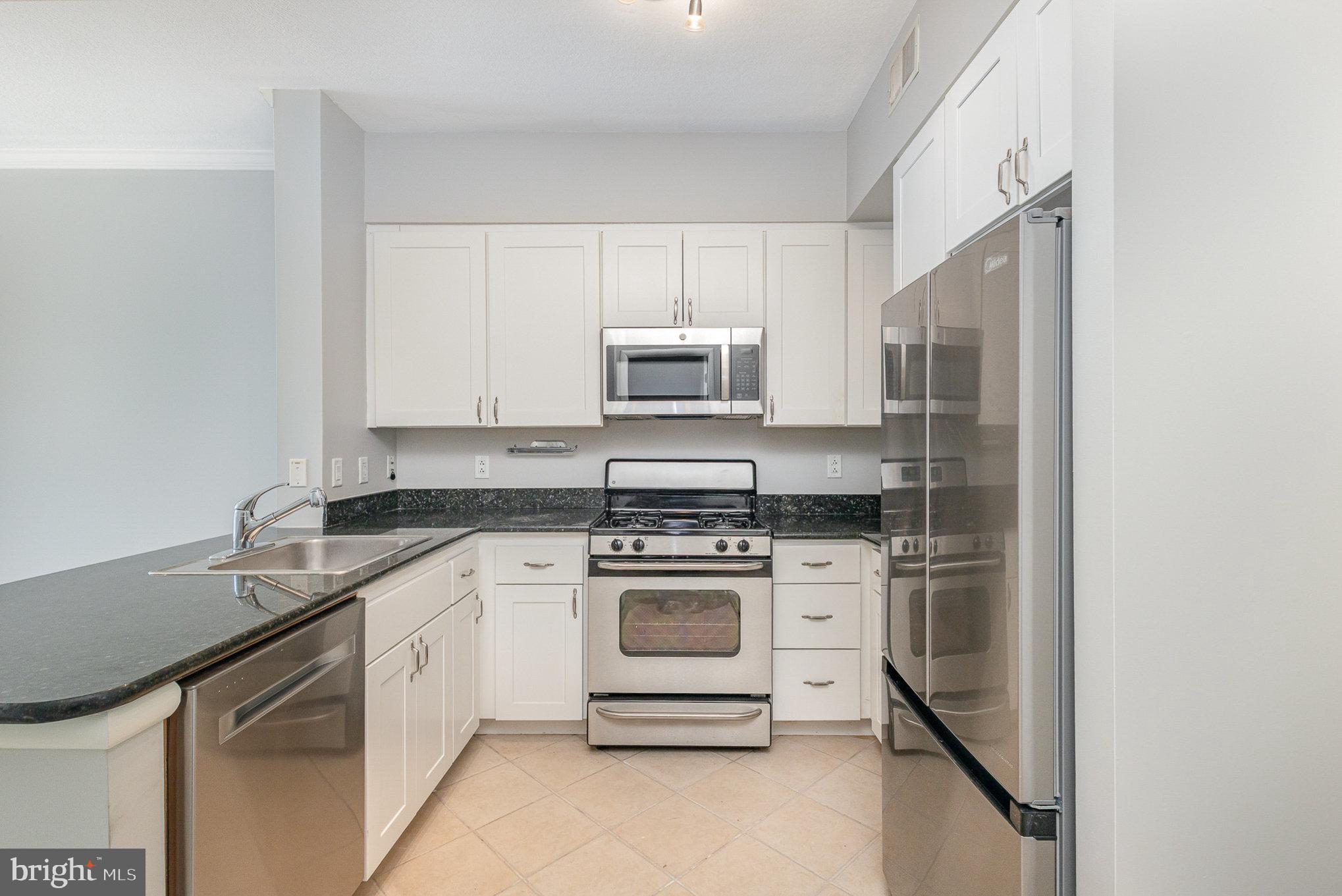 1021 N GARFIELD STREET B39