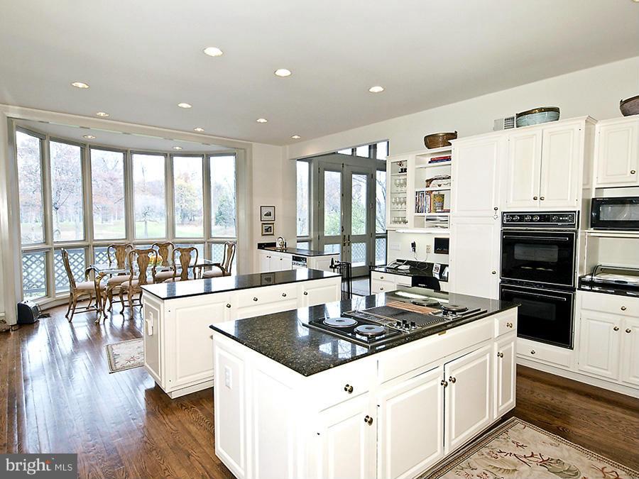 POTOMAC OUTSIDE - Residential