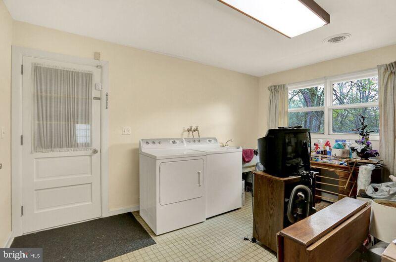 PENNSBORO MANOR - Residential