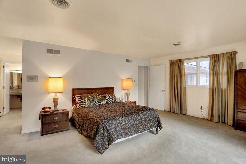 PENNSBORO MANOR - Residential