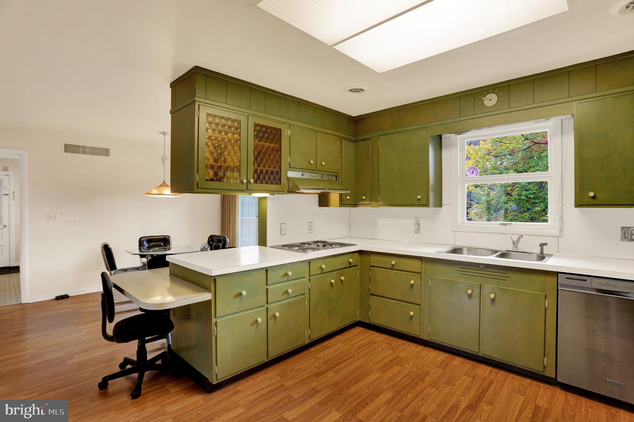 PENNSBORO MANOR - Residential