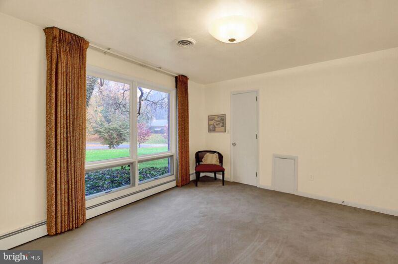 PENNSBORO MANOR - Residential