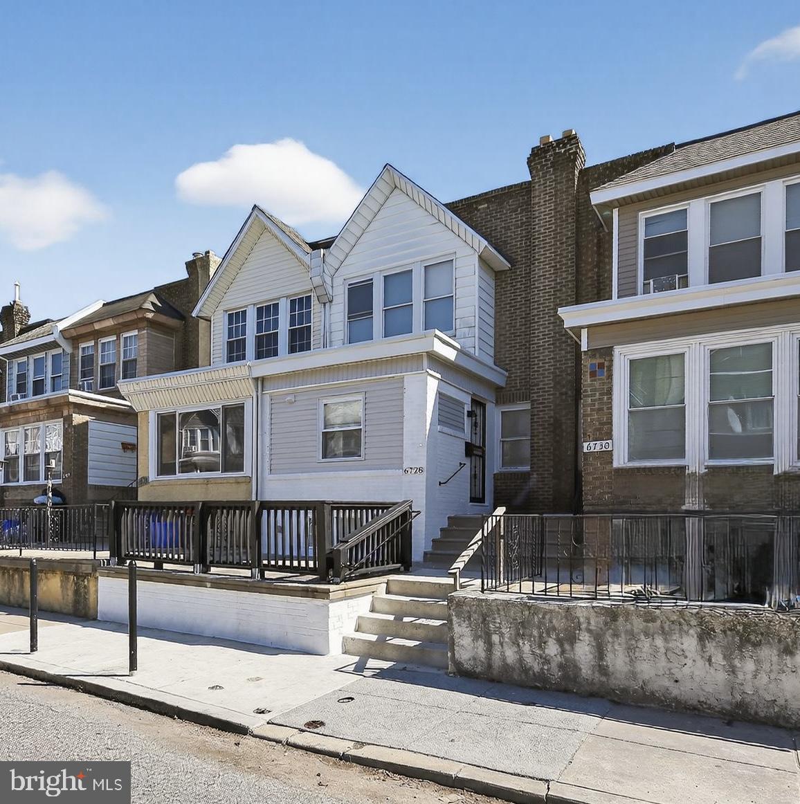 ELMWOOD PARK - Residential