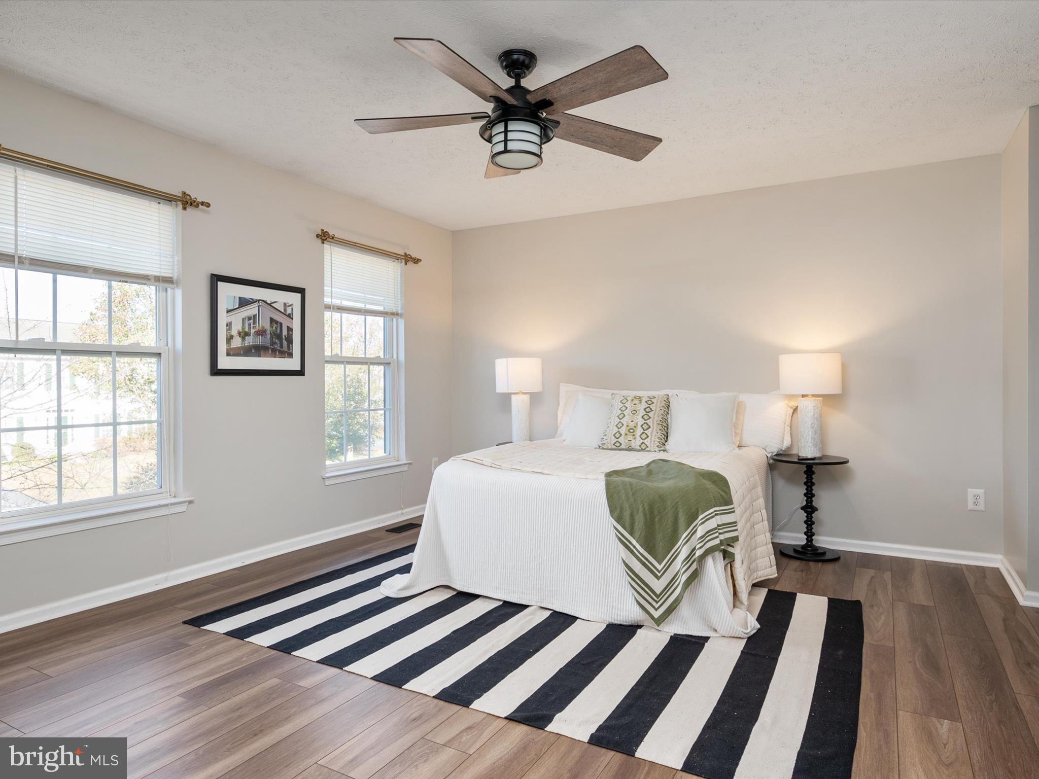 NORTH BROOK - Residential