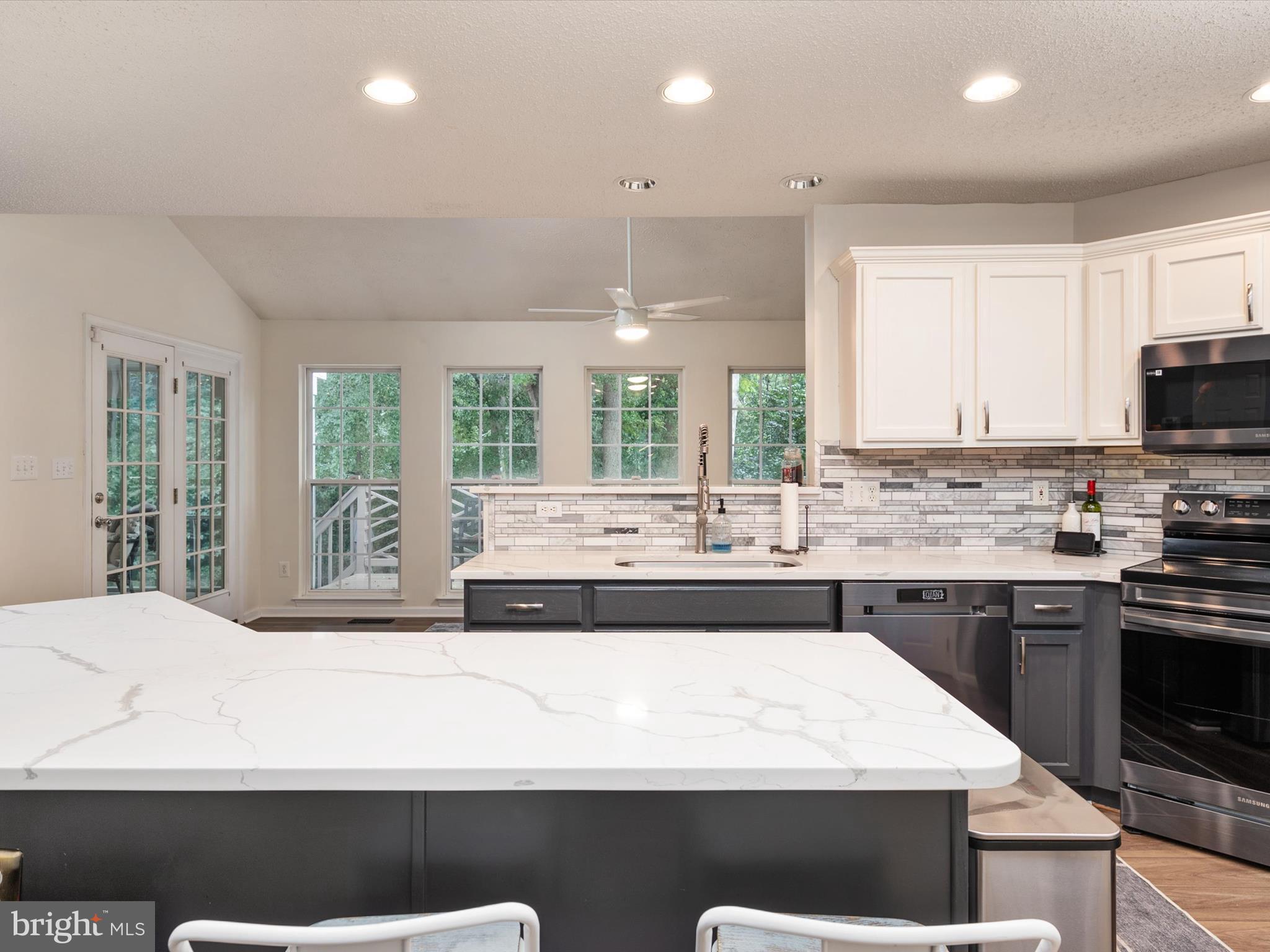 NORTH BROOK - Residential