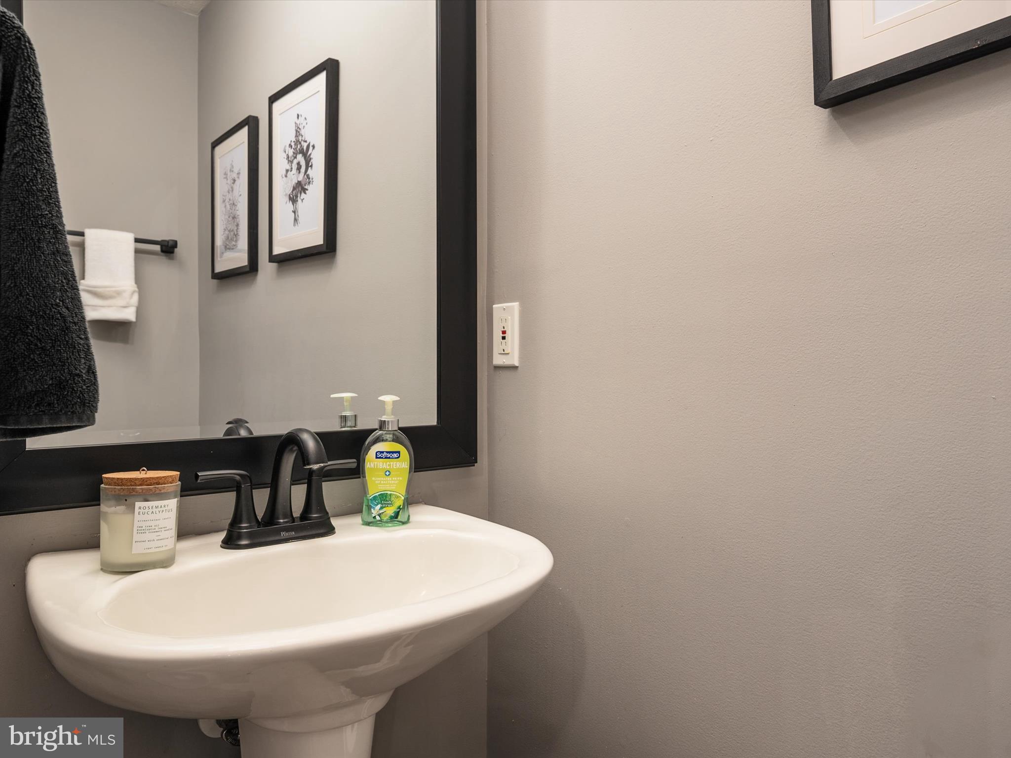 NORTH BROOK - Residential