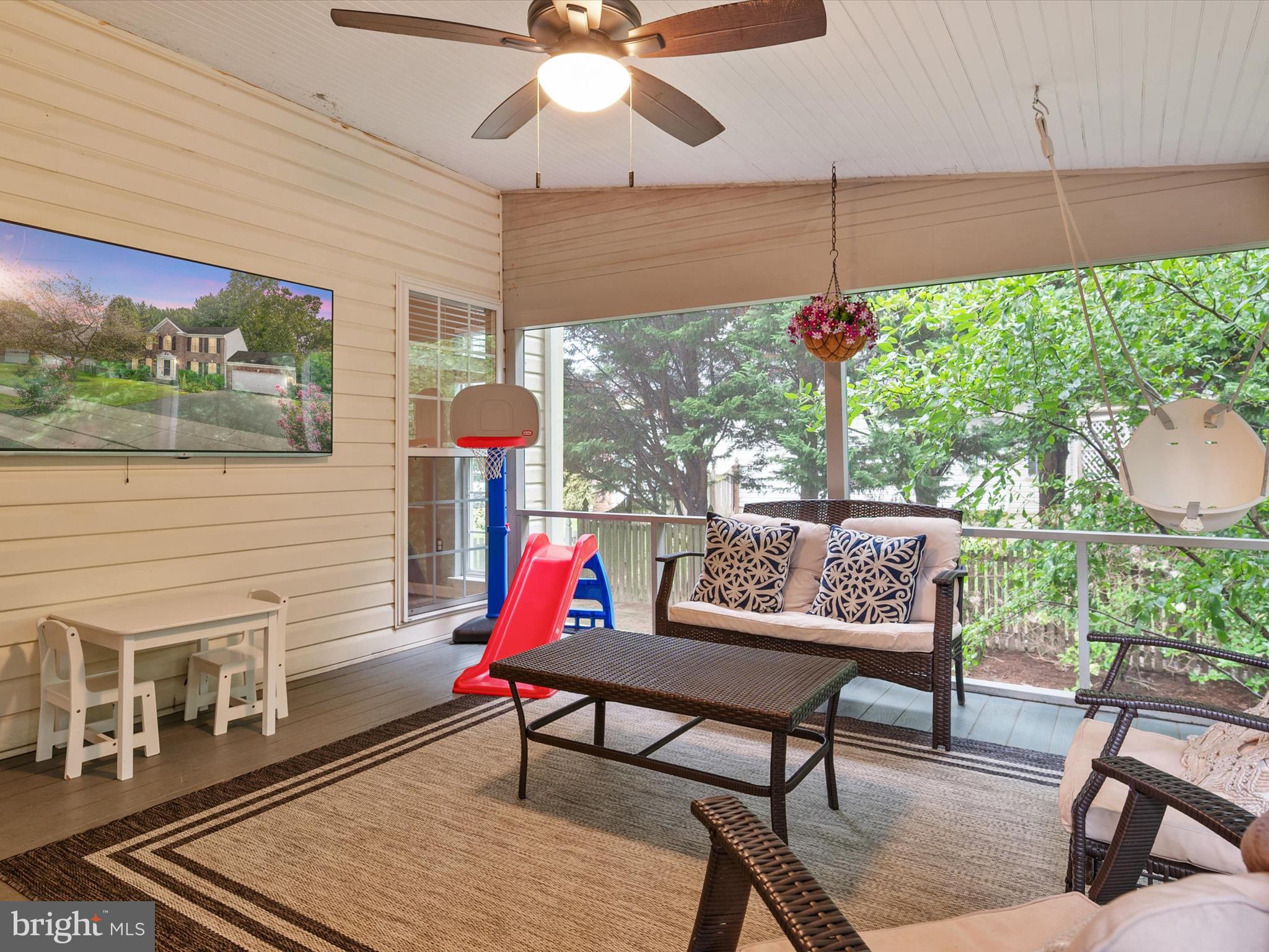 NORTH BROOK - Residential