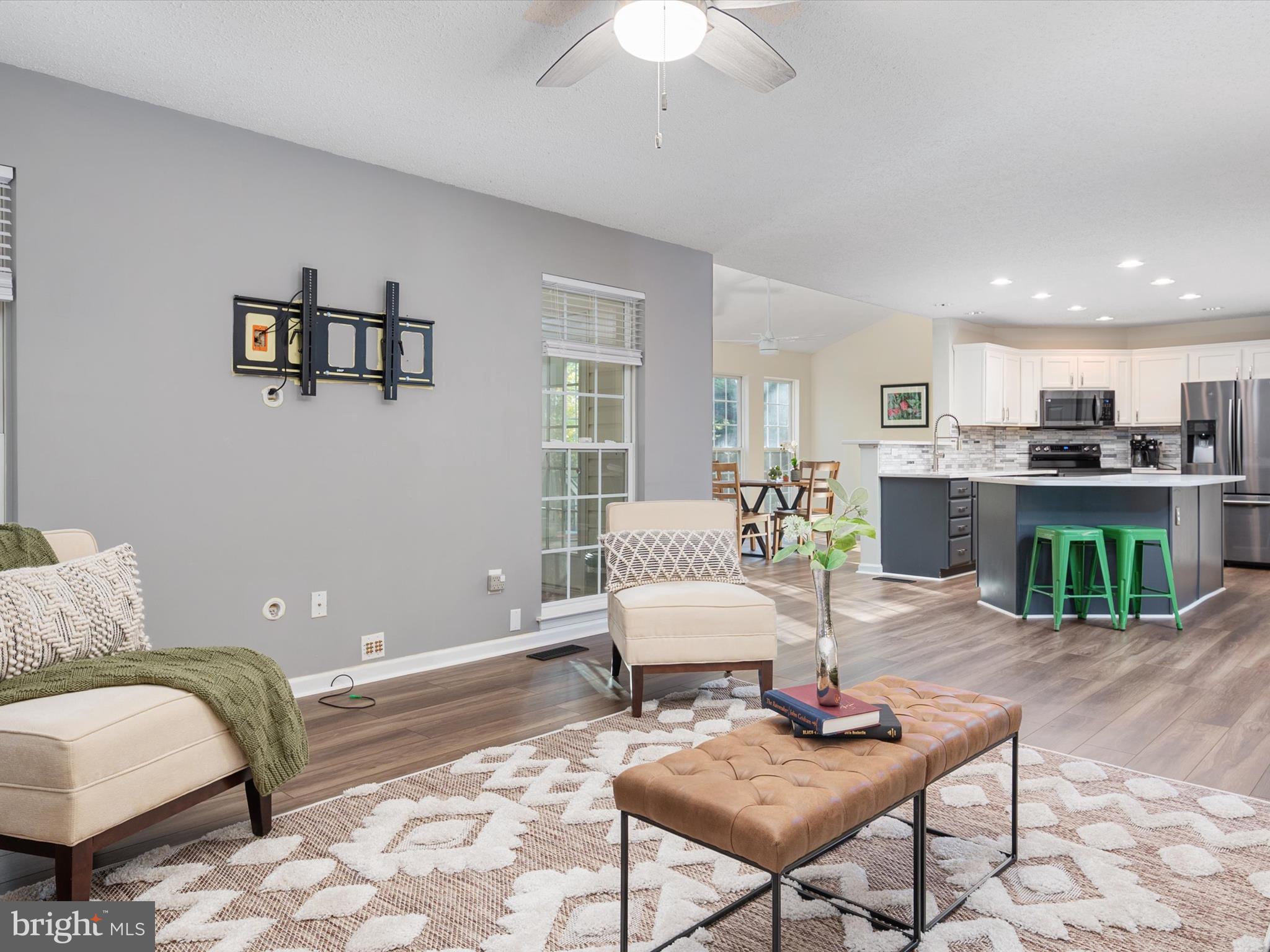 NORTH BROOK - Residential