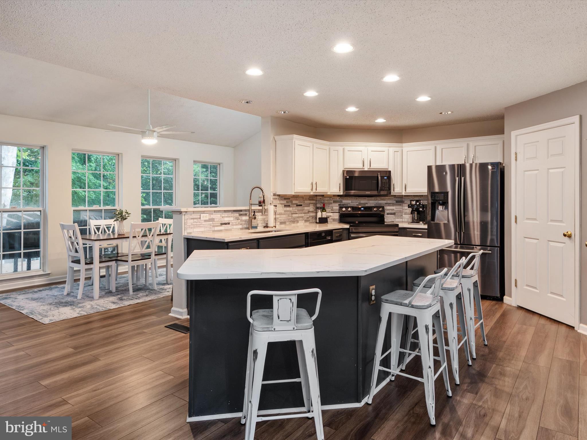 NORTH BROOK - Residential