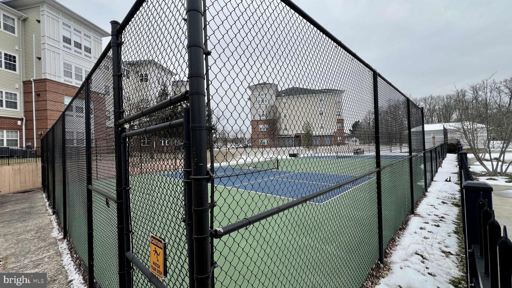 CAMERON GROVE - Residential