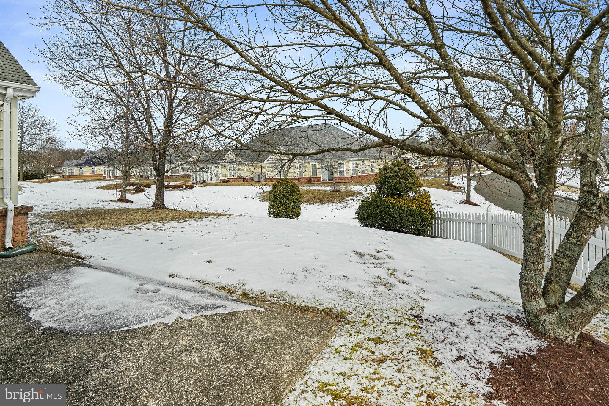 CAMERON GROVE - Residential