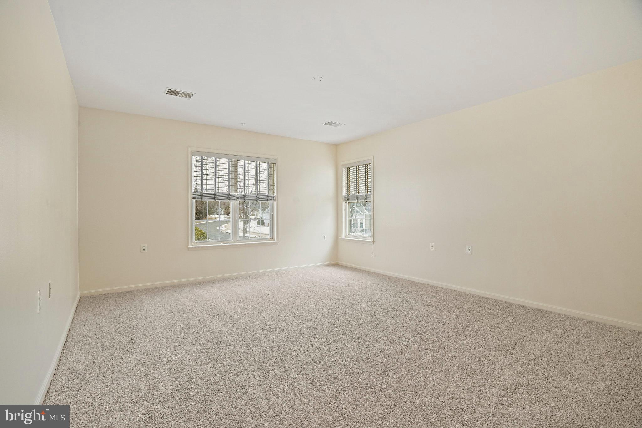 CAMERON GROVE - Residential