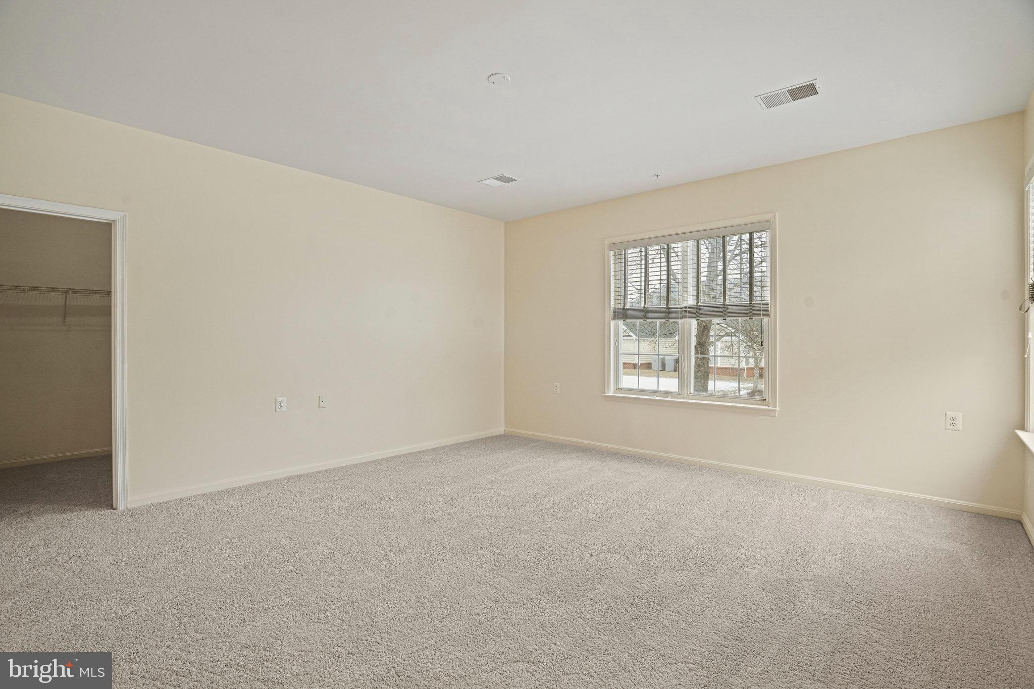 CAMERON GROVE - Residential