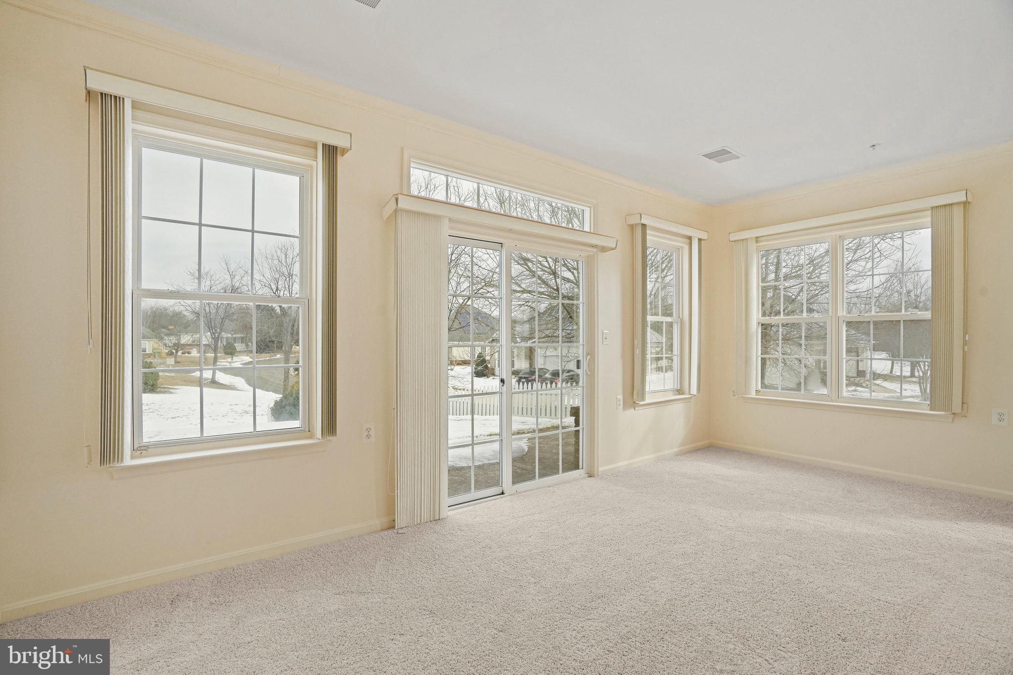 CAMERON GROVE - Residential