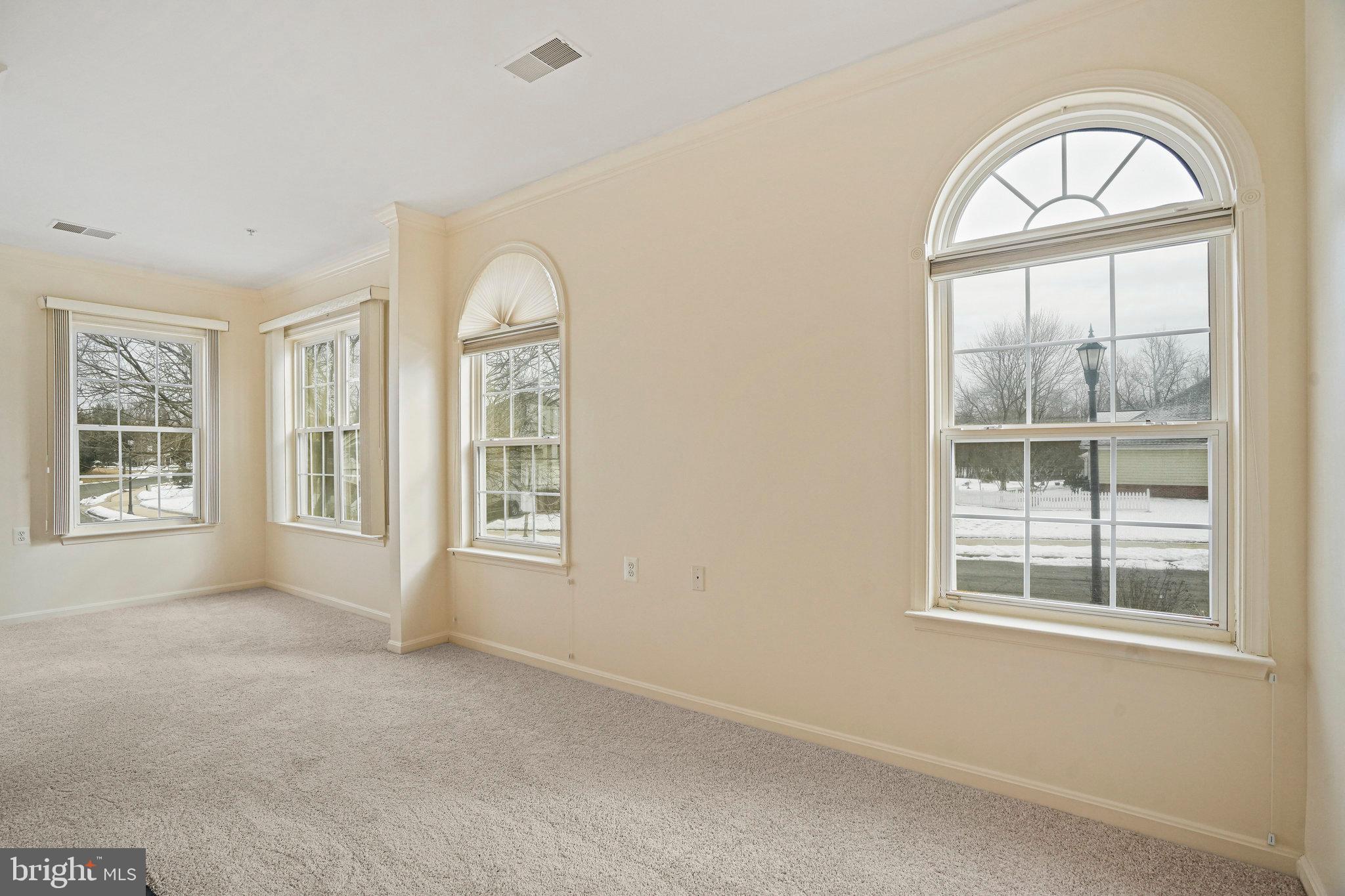 CAMERON GROVE - Residential