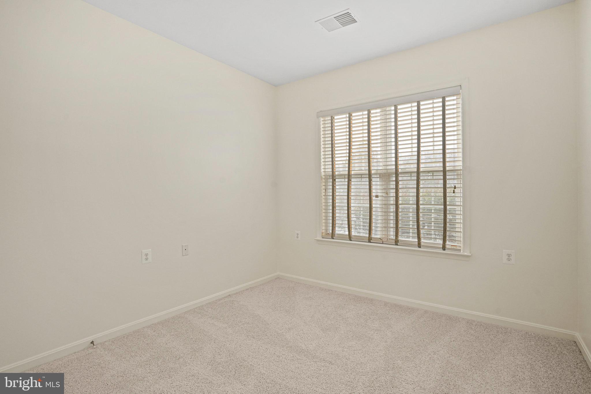 CAMERON GROVE - Residential