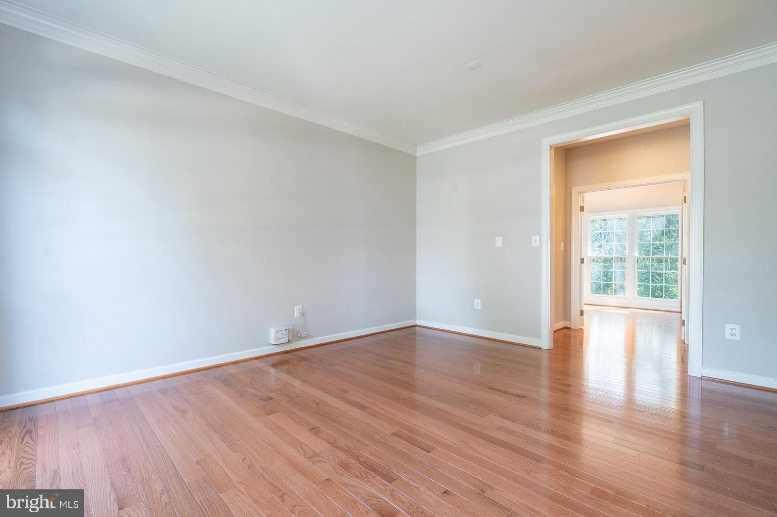 SOUTH RIDING - Residential