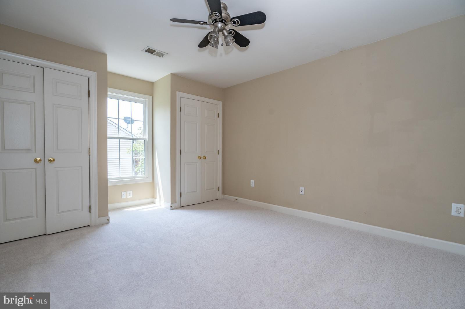 SOUTH RIDING - Residential