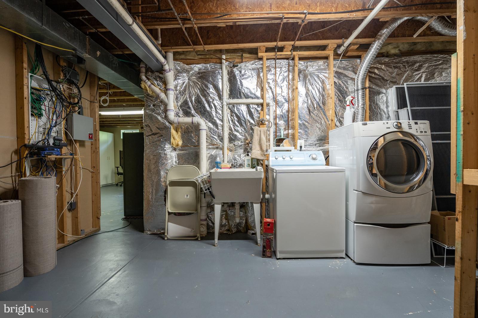 SOUTH RIDING - Residential